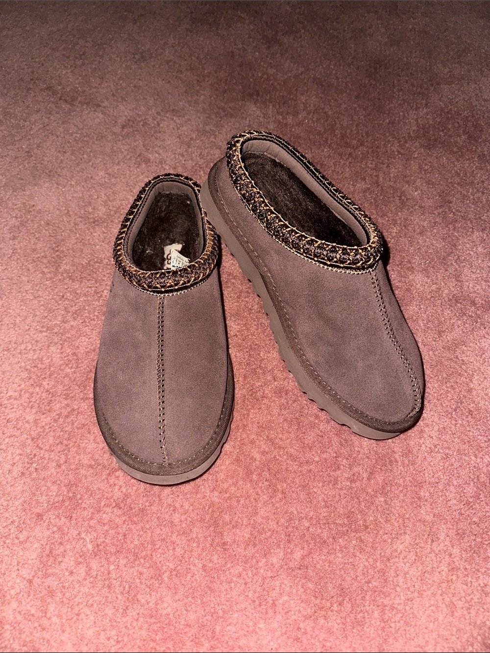 Dark Brown Ugg Tasman slipper